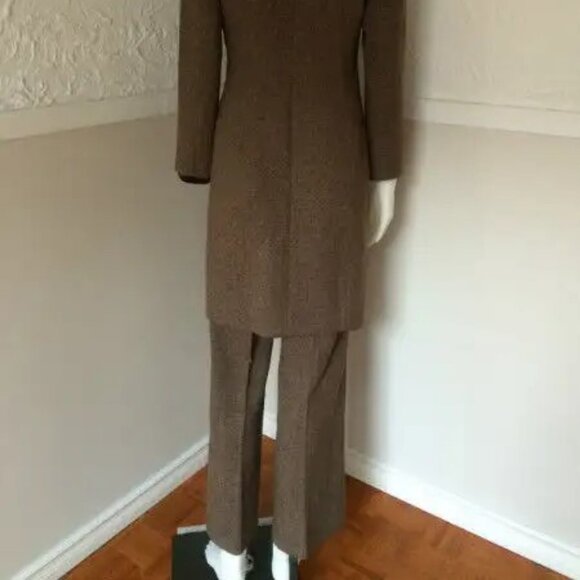 4-pc set lady's wear like new - Picture 7 of 12